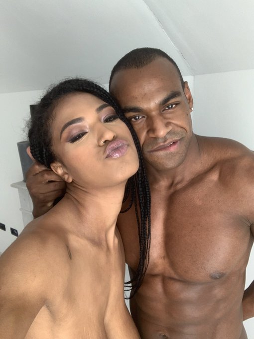 Watch Tina Fire's leaked NSFW photo on TwXstars