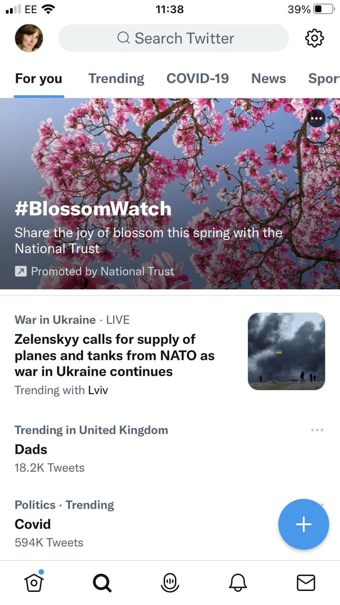LBatchelorArt's tweet photo. Only in the Uk could ‘Dads’ be trending on Mothers Day 🙄 https://t.co/AK1VLsPXfk