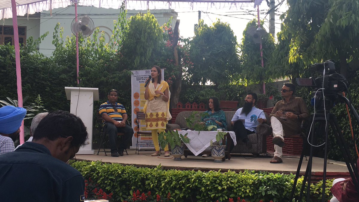 MajhaHouse's tweet photo. 5th session: Punjabi prose reading and recitation https://t.co/cKtb85j6nd