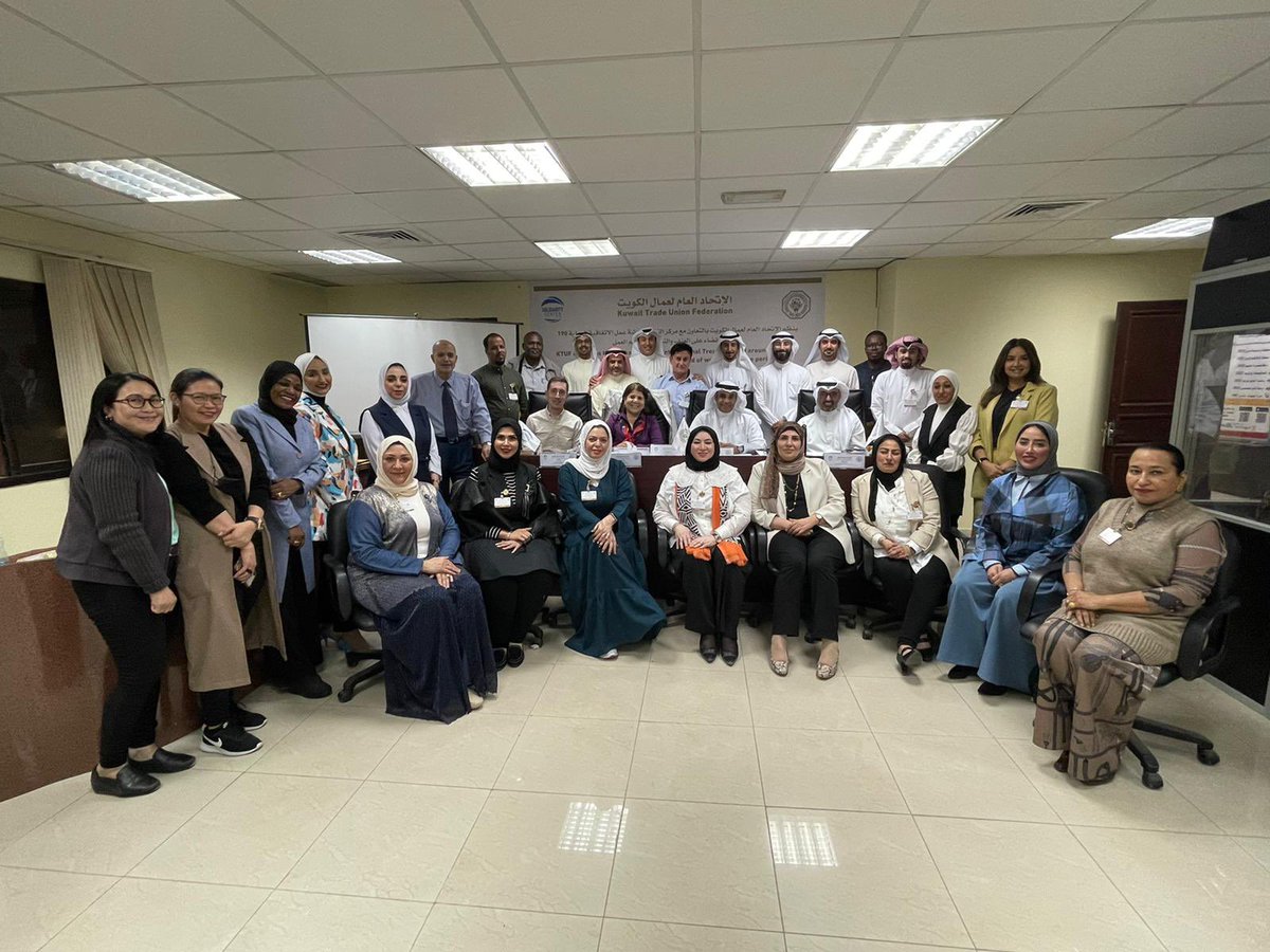 KTUF_KUWAIT's tweet photo. وكالة أنباء العمال العرب | 
تنشر تفاصيل ورشة عمل بين "عمال الكويت" و"مركز التضامن" بشأن العنف والتحرش في مواقع العمل .
https://t.co/Uh8y5WGRb3 https://t.co/ACAT6OwHqX
