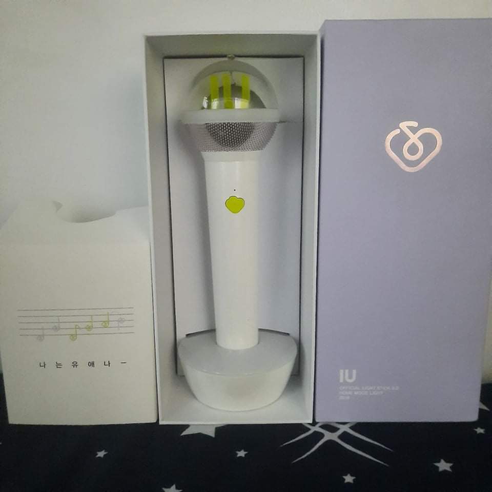 unniejingks's tweet photo. Helping a friend , pampagamot lang po sa pusa nyaa, naka confine po until now si Happie🥺

IU LS Ver. 2 💸 8,000 PHP
FREE LILAC UNSEALED ALBUM (PB, CD, AR)

DM if interested &amp; sure buyer

Loc. Angeles Pampanga https://t.co/5yUvBEuWi2