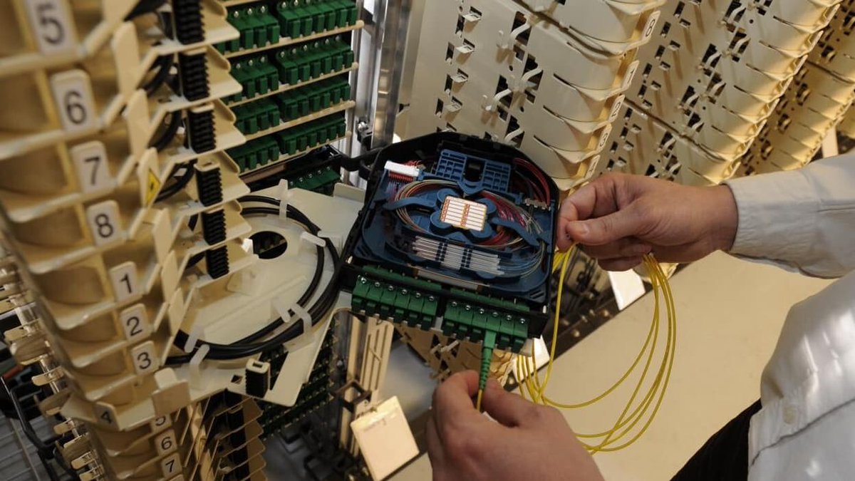 bfmbusiness's tweet photo. Fibre optique: Scopelec attaque Orange en justice
https://t.co/MI5Mk333dv https://t.co/9pbwMmRTGR