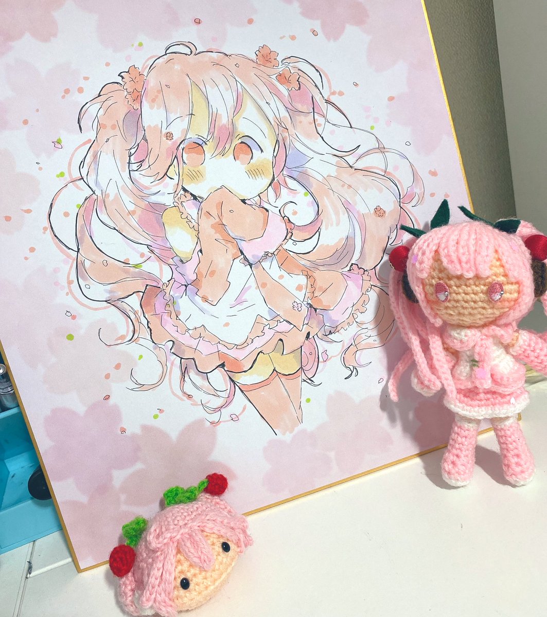 初音ミク ,桜ミク 「2枚できたので満足です 」|sakiのイラスト