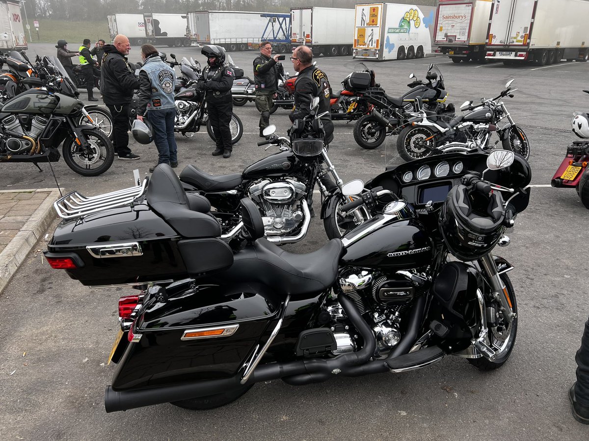 iiiRiversHOG's tweet photo. Let’s do this. #HOGChapter #HarleyDavidson #RideOut https://t.co/jSL9XyXBMc