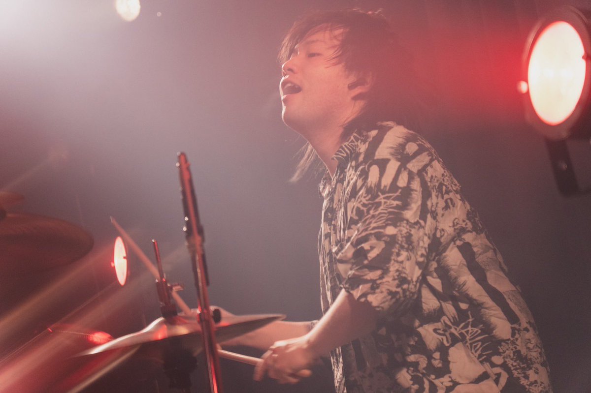 AZA___official's tweet photo. 【 バンド結成のお知らせ 】
この度、スリーピースバンド
〜 Human Rock from morioka 〜
AZA
結成しました
よろしくお願い致します
新バンド結成に伴い
アーティスト写真を公開します
また、サポートドラムに
shoを迎え活動して参ります
#AZA
#frommorioka
#バンド結成
#Humanrock https://t.co/TfbC7zfV97