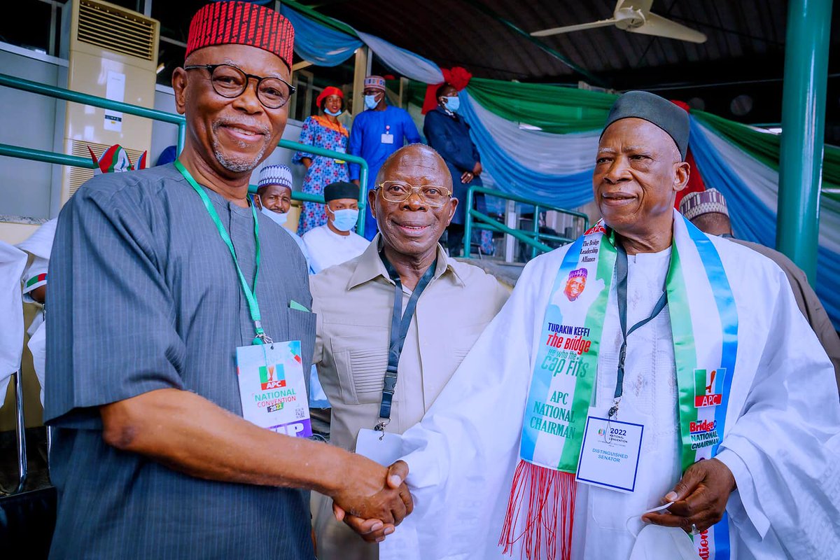 thecableng's tweet photo. PHOTOS: @MBuhari, Osinbajo, Tinubu at 2022 APC convention in Abuja | TheCable https://t.co/sHcJwNoOsP

#APCNationalConvention 

📸: @tolanialli, @SundayAghaeze and @BayoOmoboriowo https://t.co/ku9zbjd2Qr
