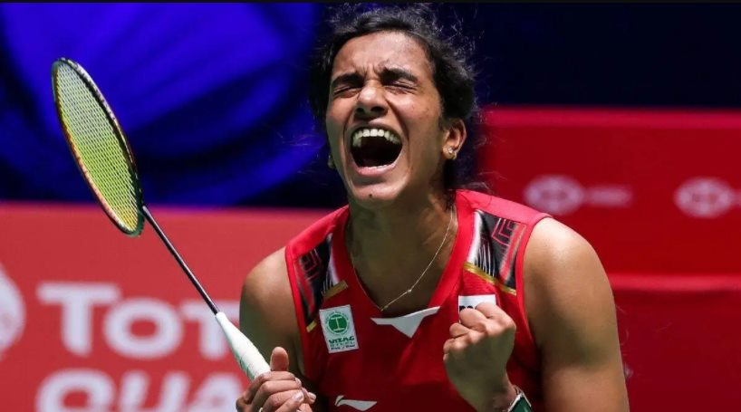 IExpressSports's tweet photo. PV Sindhu does it! She is the new #SwissOpenSuper300 champion, beats Busanan Ongbamrungphan 21-16, 21-8 in the women's singles final in Basel

#SwissOpen2022: https://t.co/mGx9VYWfGF https://t.co/Vl5NqGWNzj