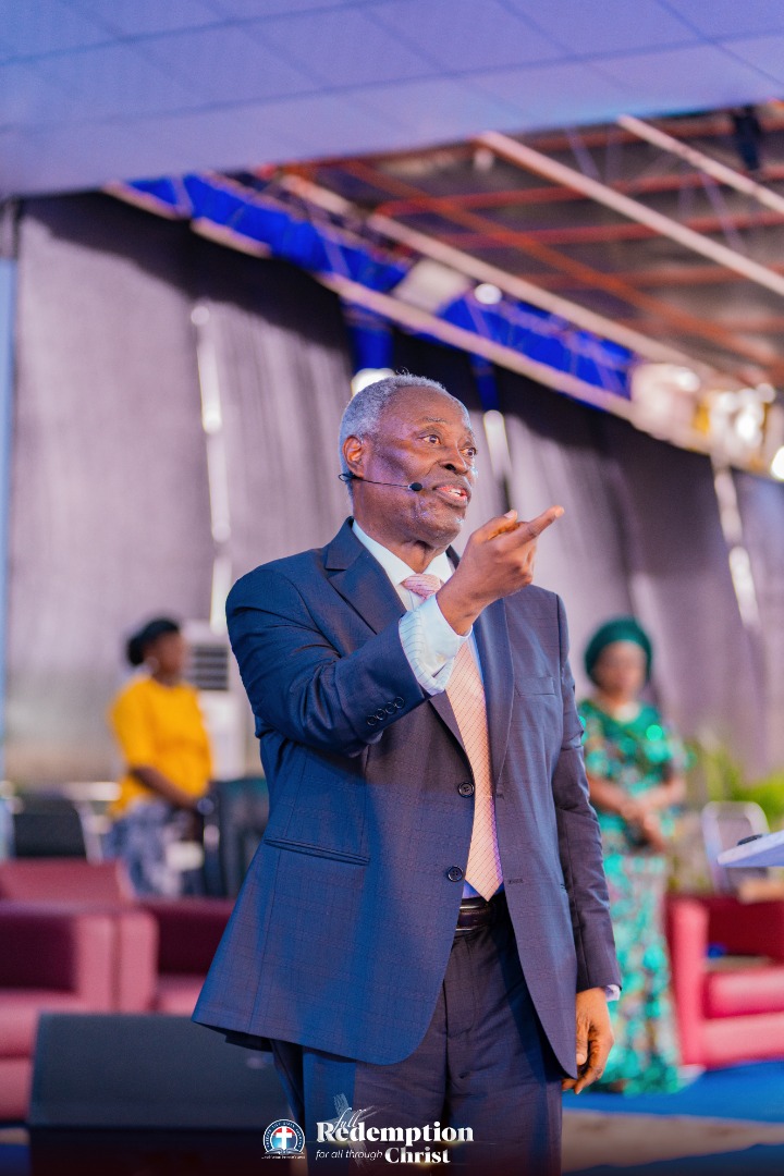 pastorwf_kumuyi's tweet photo. I got born again when I was 23 years old. At 81, I have not drowned in Sin. God's Grace has continually kept me going. I was Saved to serve with sincerity.

 What is keeping you from standing strong? Christ is coming soon, dedicate your life to him. https://t.co/duGwONSHSk