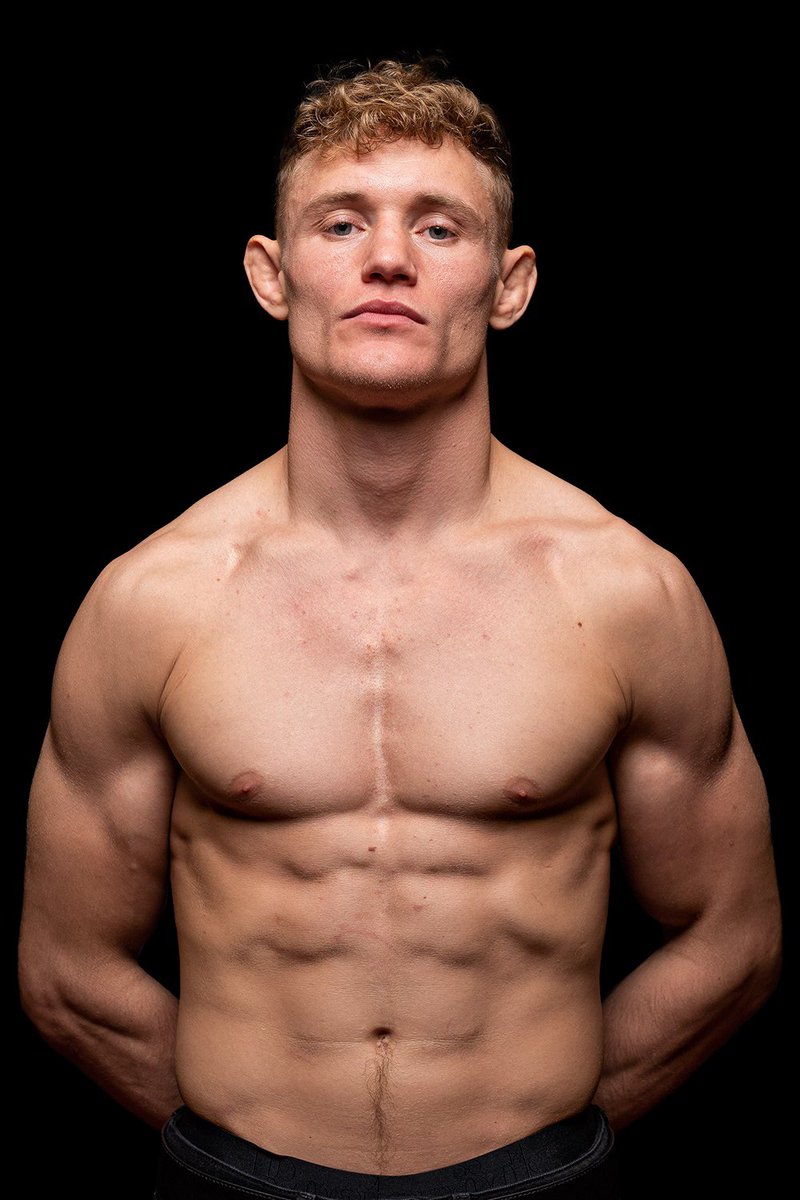 jonas_shark's tweet photo. I FEAR NO MAN!🦈 #champ https://t.co/ON50mZWkLM