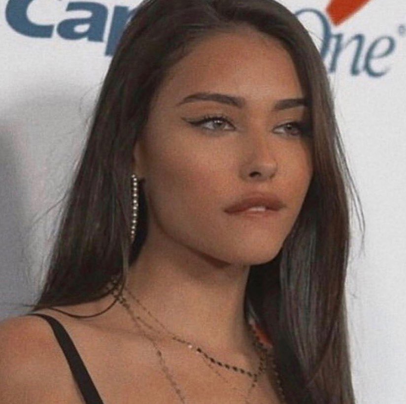 dript3r's tweet photo. Madison Beer https://t.co/8d7joE5CY4