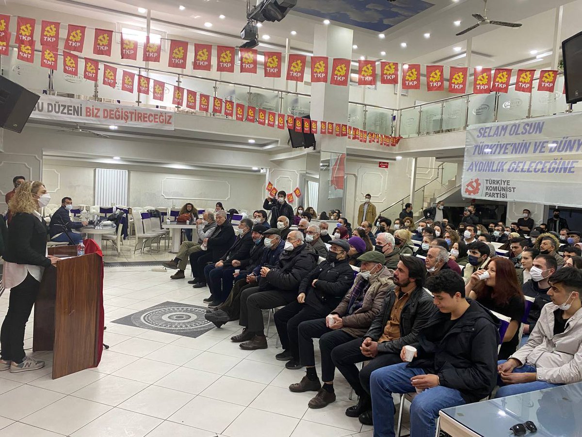 tkpninsesi's tweet photo. 🚩Eşitlik ve özgürlük için halkın temsilcilerinin seçildiği bugünkü ilk toplantı Ankara Sincan'da başladı! 
TKP Genel Sekreteri Kemal Okuyan ve TKP Merkez Konseyi üyesi Ali Ufuk Arikan'ın katılımıyla gerçekleşen toplantı tüm coşkusuyla devam ediyor. https://t.co/RVp1vcYZjr