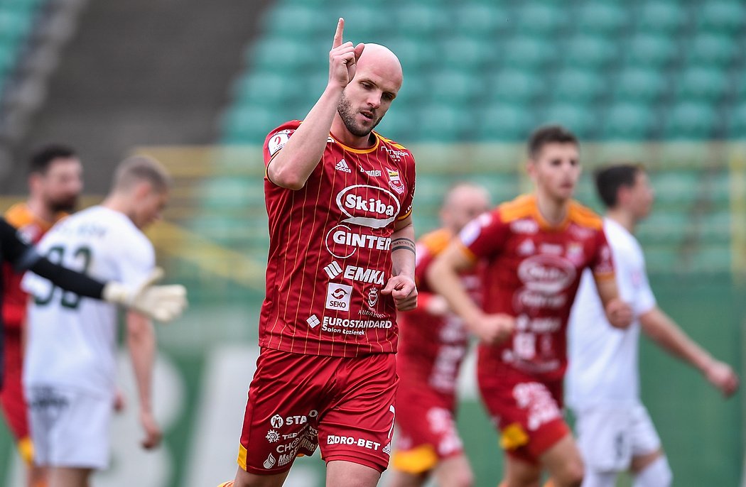 👑 To już piąta wiosenna kolejka, a on dalej strzela. <a href="/plaskowskiartur/">Artur Pląskowski</a>

⚽ ⚽ - 🆚 Radunia Stężyca
⚽ - 🆚 Wisła Puławy
⚽ - 🆚 Znicz Pruszków
⚽ - 🆚 Ruch Chorzów
⚽ - 🆚 Śląsk II Wrocław