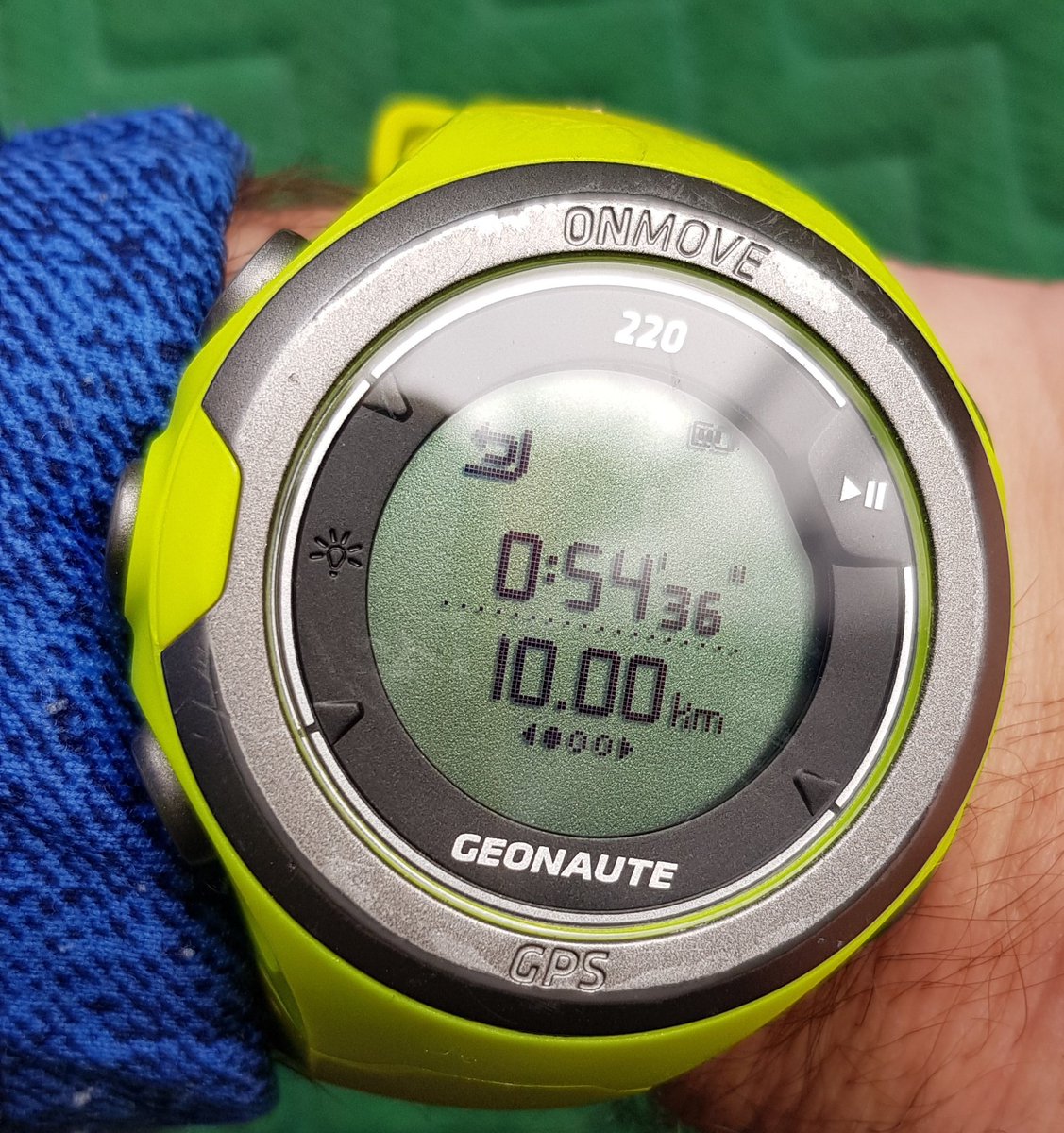 stefano00121's tweet photo. Potrei fare di più... ma sono contento così 💪🏃‍♂️ Ora pranzetto domenicale... buon pranzo a tutti 🙋‍♂️🍷🍷
#iocorroqui
#Roeri
#Cuneo 
#oggi 
#runner
@runlovers https://t.co/Ei1cYHxhXY