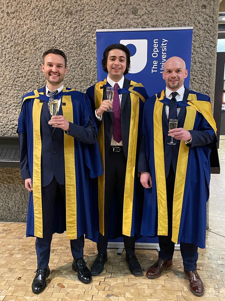 AstroBioPrice's tweet photo. Wonderful to finally receive my doctorate alongside @pmstreeter &amp; @planetpegg, take a seat on stage with @_vic_pearson &amp; @OlssonKaren &amp; join the #OUFamily! Well worth the two-year wait 🥳 #astrobiology https://t.co/aQfpIynxte