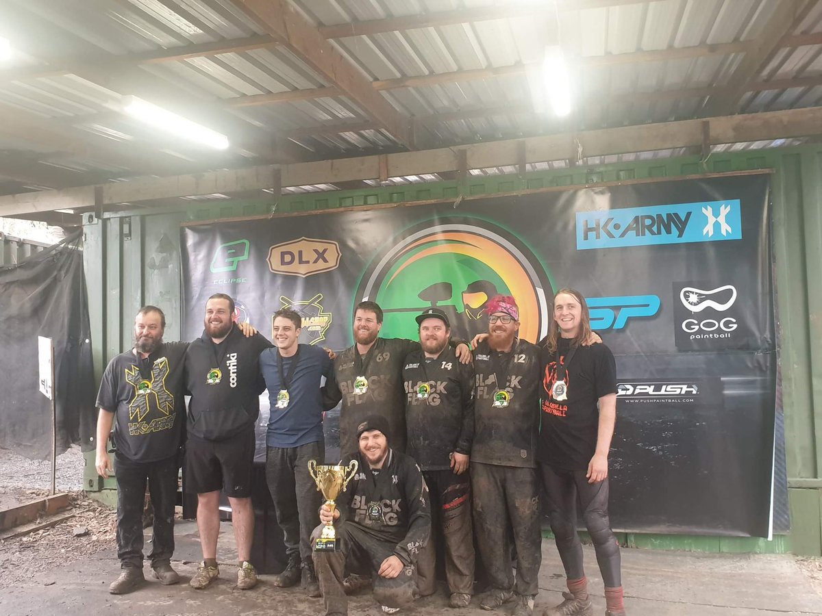 _James_Scott's tweet photo. Here's one from the awards at the end. This is the first team I've ever captained and I'm so god damned proud of the boys. There we all all dirtbag filthy. https://t.co/VgcITbkXzD