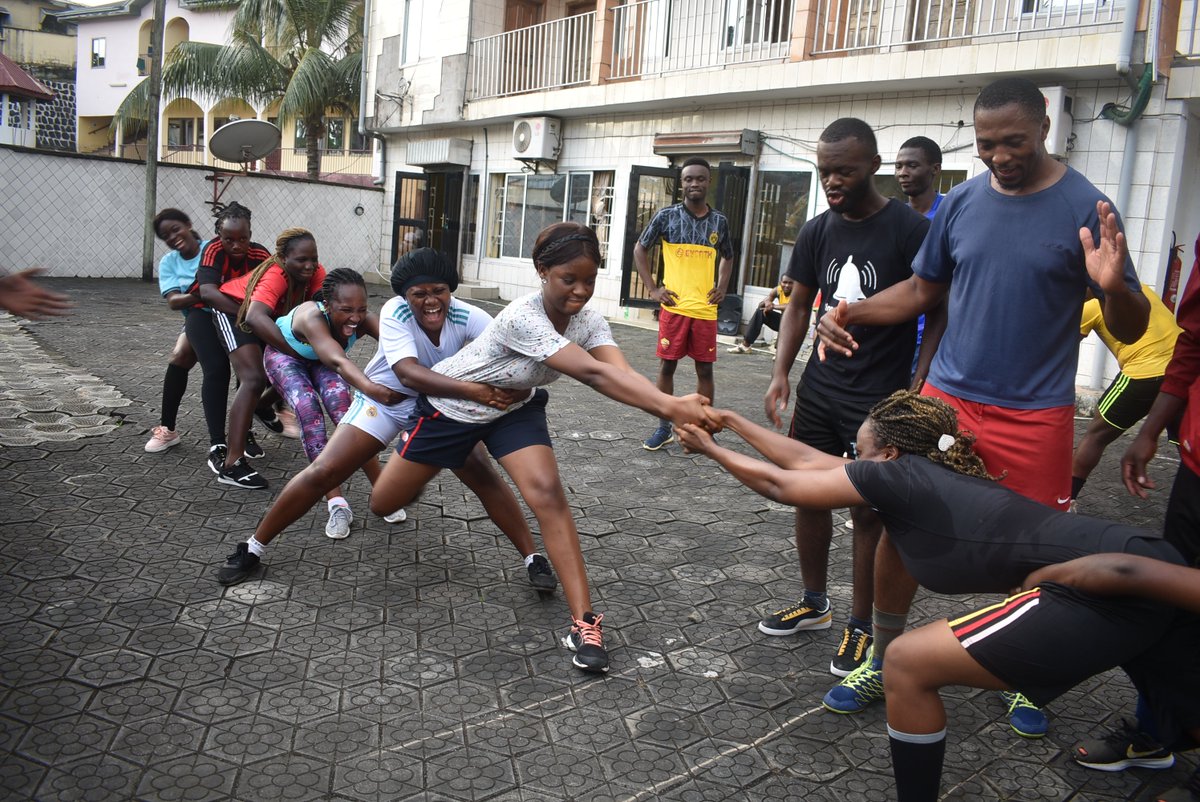 AimsCmr's tweet photo. #DidYouKnow Every wednesday afternoon, half-way in the week, @AimsCmr #AfricasEinsteins take part in a recreational sports session to bond, refuel and relieve stress.

You could be part of this family! Visit https://t.co/wtqj9ZpcQp to apply before 31 March 2022. https://t.co/37TS089D0k