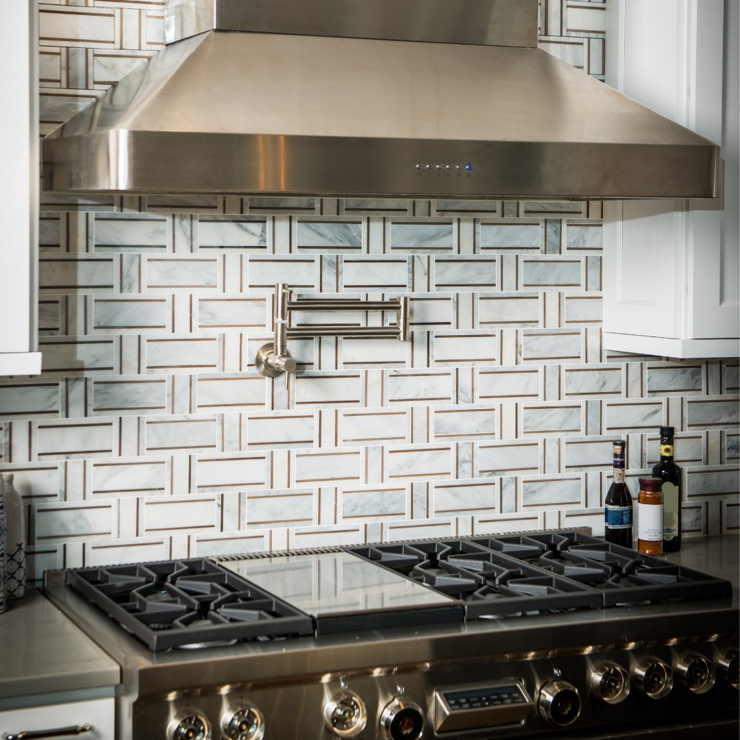 GraniteGold's tweet photo. Installing a new backsplash is a great way to give style and glamour to your kitchen without having to do any massive changes. Just imagine how great your kitchen would look!
#GraniteGoldTips #UpdateYourKitchen #NewBacksplash https://t.co/GAsrb0y0VZ