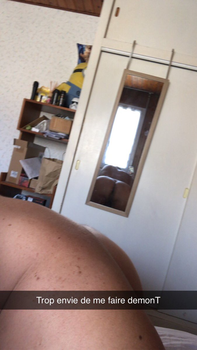 kenzomoustayche's tweet photo. Prise à l’instant j’ai trop faim venez pv av nudes #Porn #BubbleButt #ButtMen #Men #Gay https://t.co/oU1zHu92gl