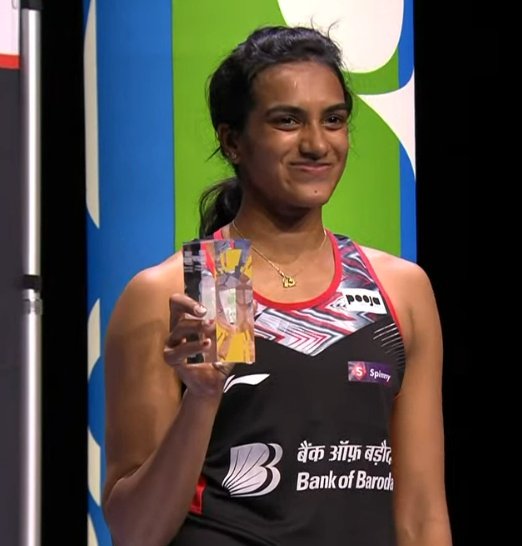 KirenRijiju's tweet photo. Congratulations to @Pvsindhu1 on winning the #SwissOpen!
You have once again proved that you are a true champion 🏆🇮🇳

#SwissOpen2022 #PVSindhu https://t.co/Ie6uzVDQJF
