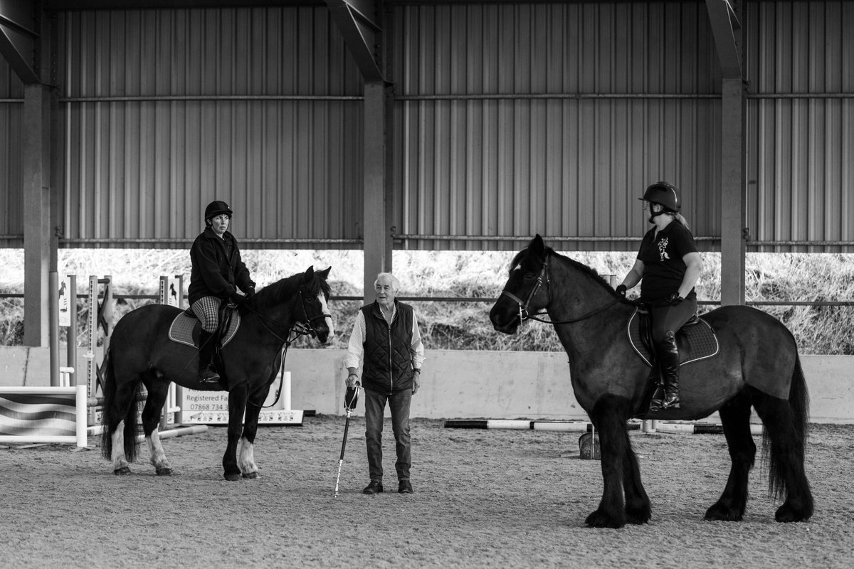 Gsxr1000UKKO's tweet photo. Busy morning at the riding club #horse #pony #johnsmart #training @britishridingclub https://t.co/scrXWEpmym