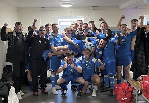 FT: <a href="/PhoenixFC_2014/">Phoenix FC</a> 1
Long Stratton 4
(Bemrose 3, Page) *A. Way saved pen

Superb from the lads to reach a 3rd consecutive <a href="/NorfolkCountyFA/">Norfolk County FA</a> final. 🙌  That was For Kev 💙