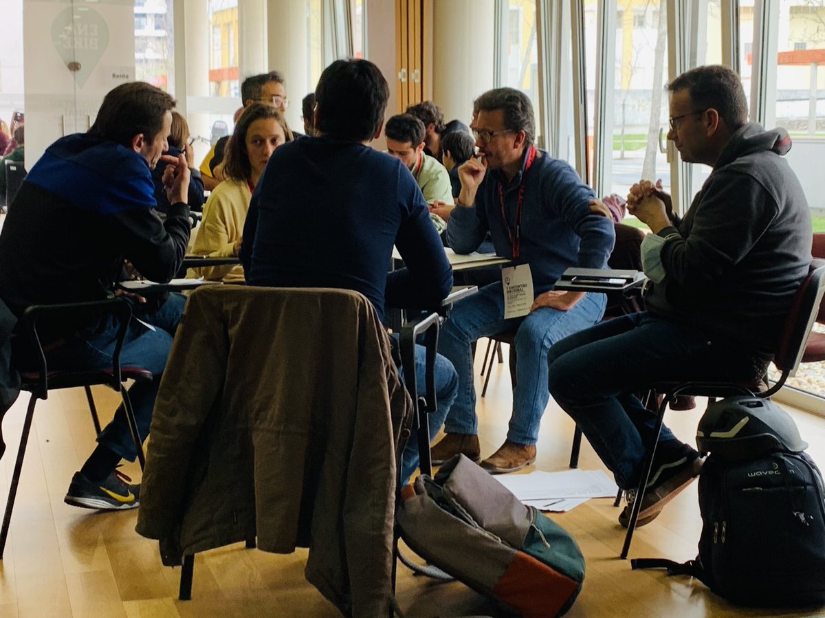 CicloficinaJunq's tweet photo. V Encontro Nacional de Grupos Promotores da Mobilidade Urbana em Bicicleta. Bom momento de trabalho colaborativo e interconhecimento 🚲👌🏼  #ENGPMUB https://t.co/RGXU6IJWqk