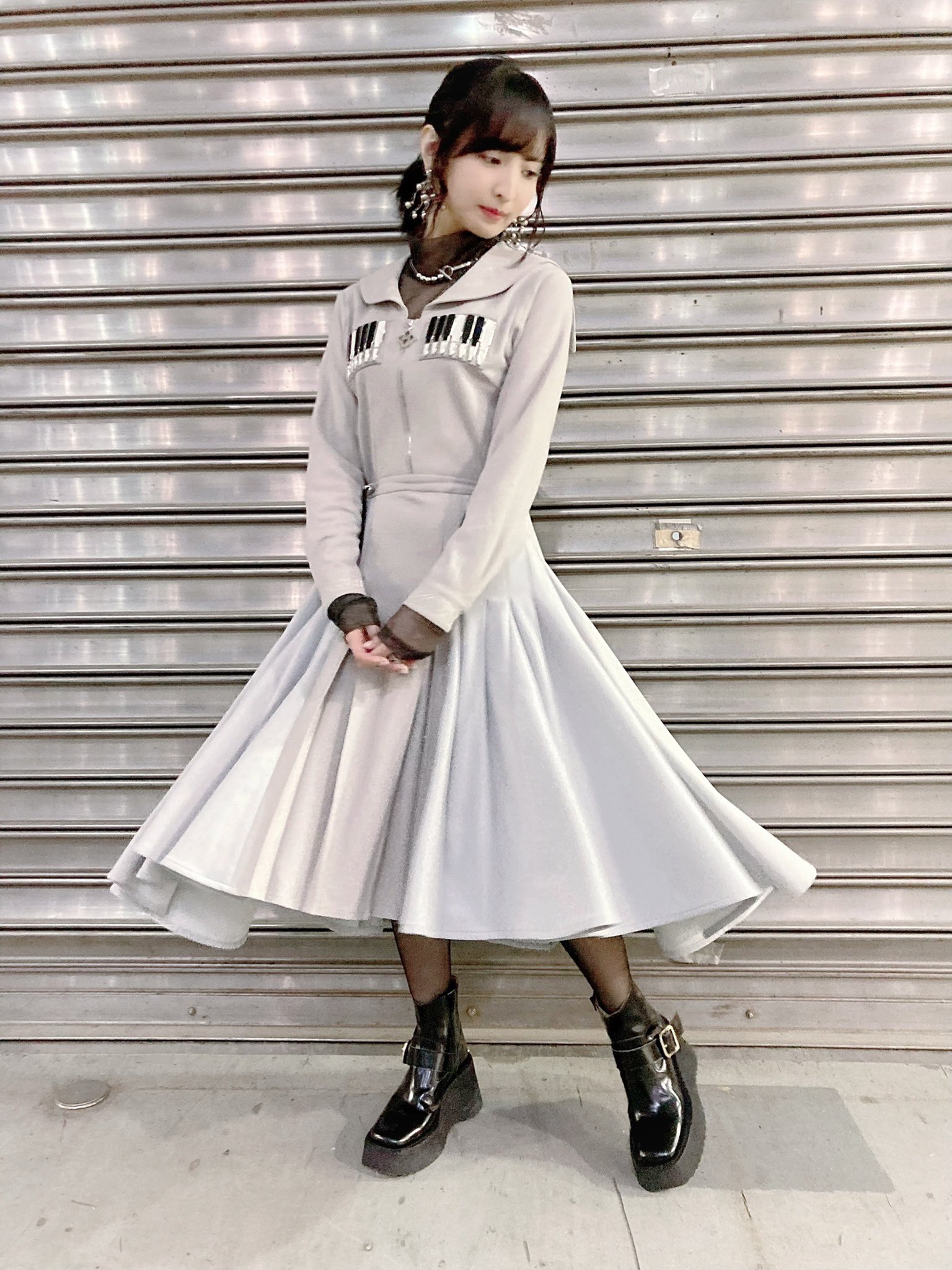 Matsui Ryosuke 松井 諒祐 改めましてanimejapan 進撃の巨人 ステージにて声優の佐倉綾音さんが Ha Za Ma の弾願装填のワンピースを着て下さいました Twitterで指輪の話をしてたからか指輪の画像も頂けましたぞ ちなみに指輪 Matsui Ryosuke 松井 諒祐 改めましてanimejapan 進撃の巨人 ステージにて声優の佐倉綾音さんが Ha Za Ma の弾願装填のワンピースを着て下さいました Twitterで指輪の話をしてたからか指輪の画像も頂けましたぞ ちなみに指輪