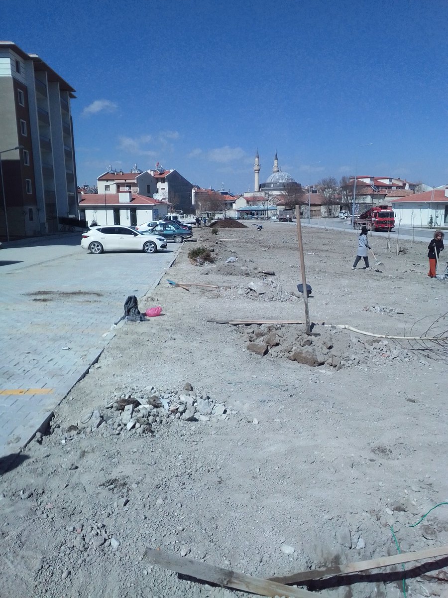 karapinar_toki's tweet photo. Peyzaj ve ağaç dikimlerimiz başlamıştır. https://t.co/CnXSBqseKI