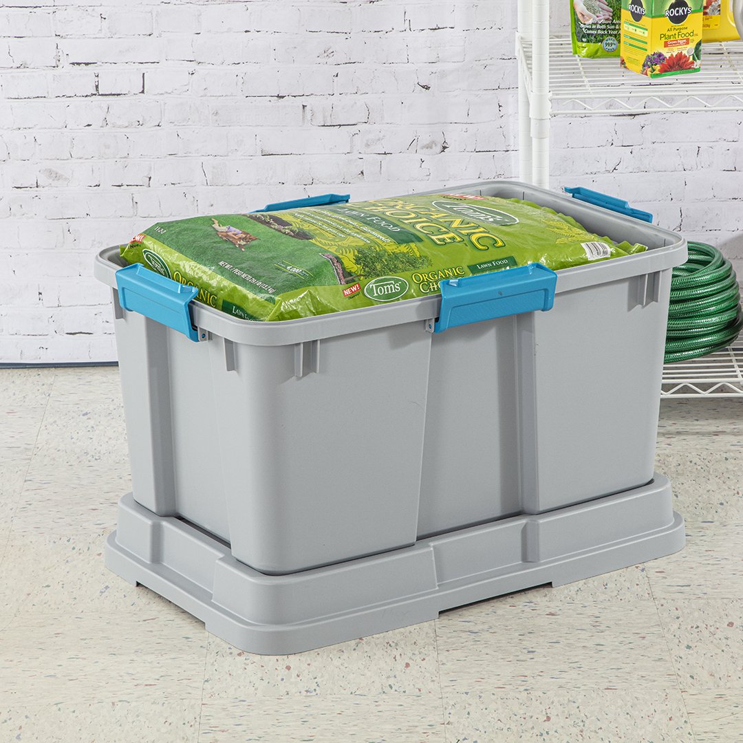 Sterilite_Corp's tweet photo. Lawn care season is here! 🌱 Keep those bags safe from water + critters with heavy-duty Gasket Totes!
https://t.co/xseaml4SKw
#sterilite #sterilitenation #garagestorage #getitdone #getorganized #containyourself #cleartheclutter #organized #winterstorage https://t.co/btWhtliCPB
