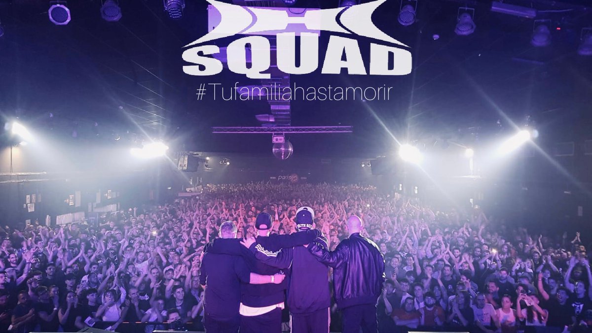 No podremos ni sabremos explicar lo que sucedió en la @paris15malaga la noche del Sábado 26 de Marzo de 2022, pero una cosa sí que sabemos: que Hablando en Plata Squad es #TUFAMILIAHASTAMORIR.
¡MUCHAS GRACIAS!