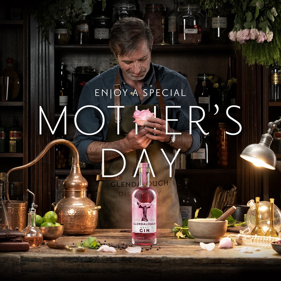 GlendaloughDist's tweet photo. Happy Mother's Day to all the mums in Ireland and the UK today. Our Rose Gin is made by our head distiller as a tribute to his mum, Rose, and Each batch is distilled with fresh roses from her garden. 

#RoseGin #MothersDay #Glendalough #DrinkResponsibly https://t.co/KpomcdKFYy