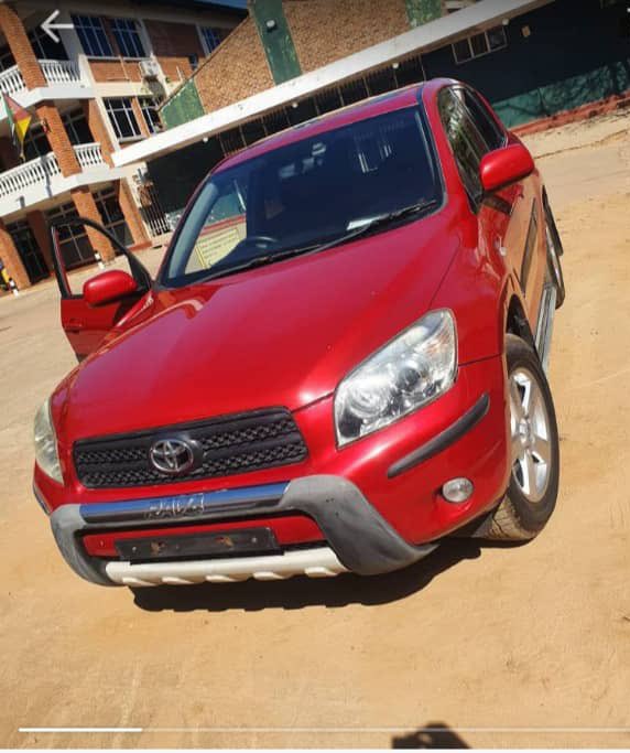 ByoCarMarket's tweet photo. Recent Toyota Rav 4 available for sale

Manual Transmission 
Diesel Engine
Ex UK
Mileage 134K
Very Clean in and out

Asking price - $10 000. Dm if interested ☺️

Like and Rt https://t.co/kv1GKZFpP6