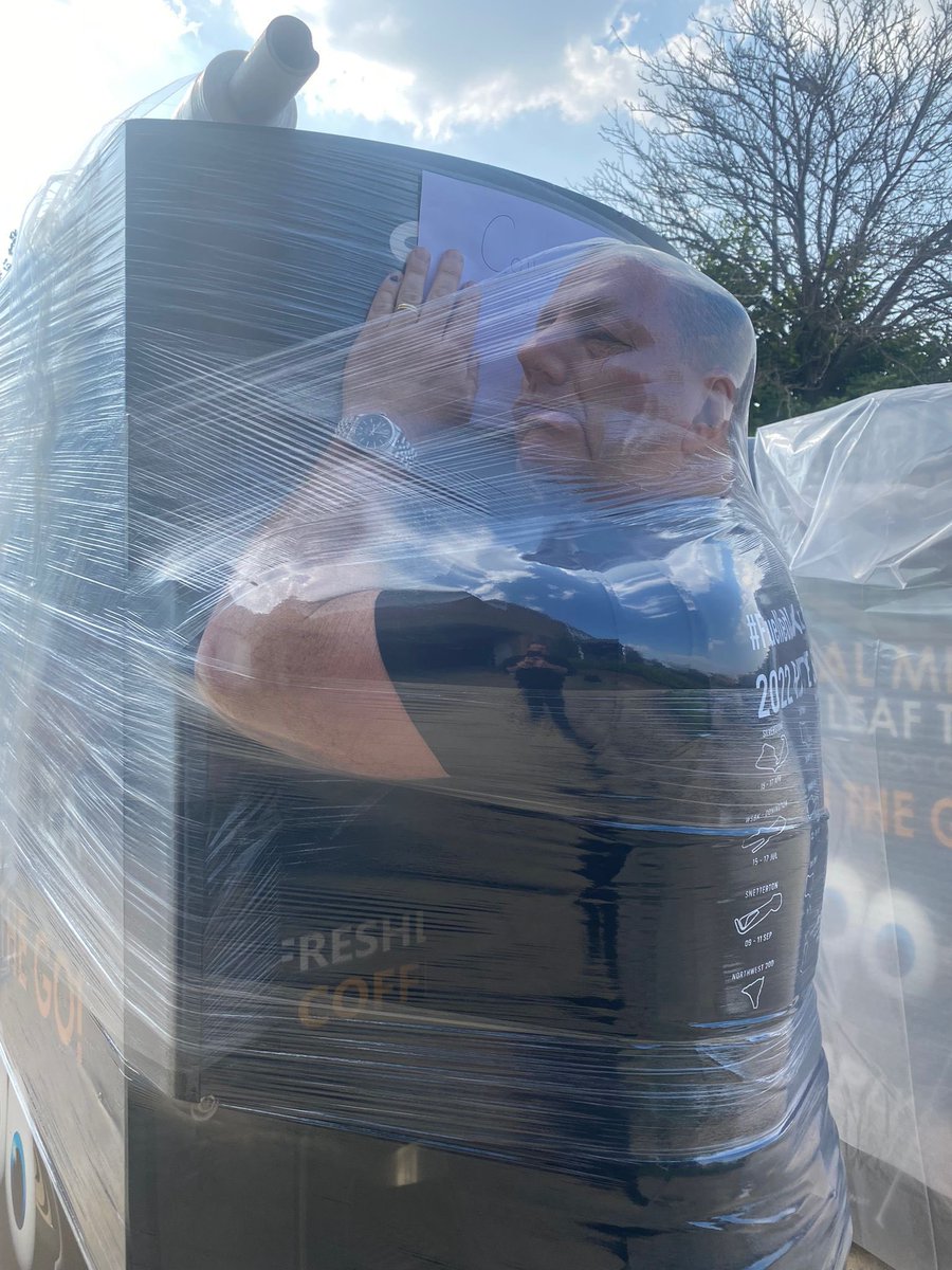 <a href="/DomJHumphreys/">Domooooo</a> Boys can cause problems too, No1 Boy bet me I couldn’t get out of Shrink wrap this week &amp; stupidly I feel for the challenge:0(