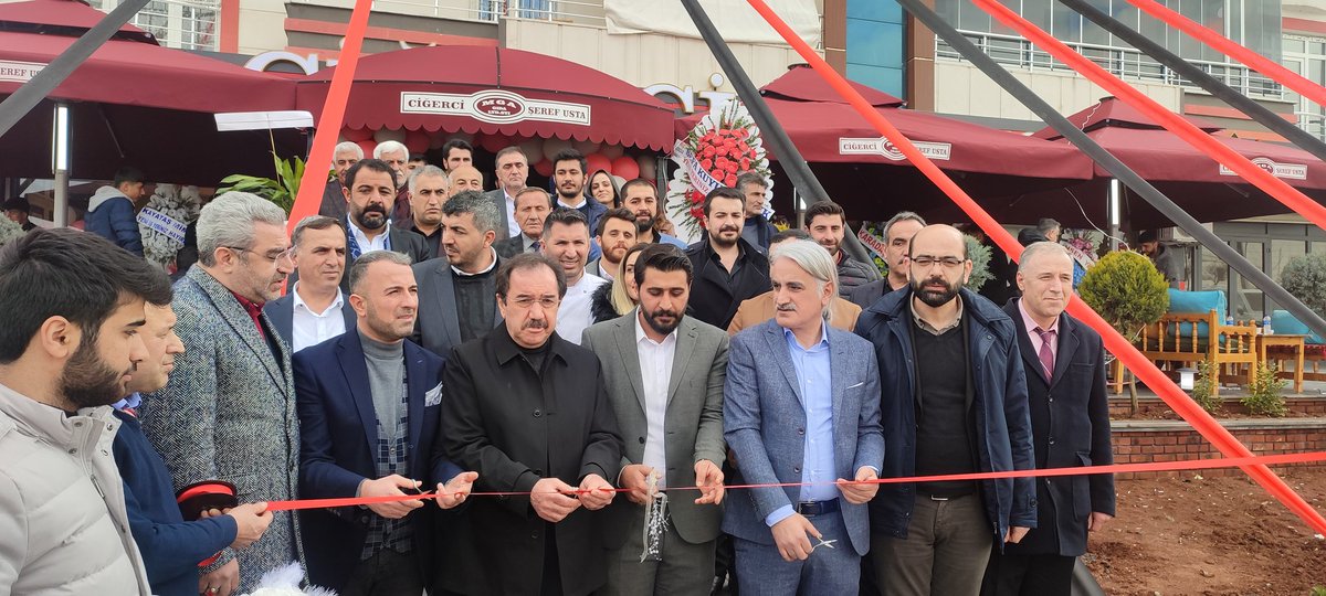 diyarbakirdeva's tweet photo. Diyarbakır İl Yönetim ve İlçe Yönetimi olarak,MGA Gıda Ciğerci Şeref Usta’nın işyeri açılışına  olarak katılım sağladık.

Hayırlı ve bol kazançlar dileriz. 

@devapartisi @IhsanMerdanoglu @mesutyuksel21 @devakayapinar @devapartisisur @BaglaraDeva @Yenisehiredeva @BismilDeva https://t.co/l3CsdbNC2K