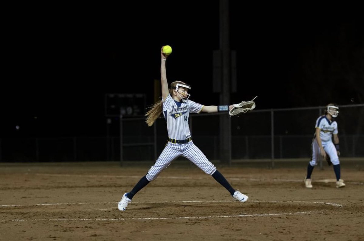 KFPitching's tweet photo. Dear Syd, I hope you fall in love with this game as much as the rest of us. Welcome to the club. #newpitcher #kfppitchers #firstgame https://t.co/sR0XotjHFe