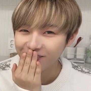 andupark's tweet photo. Forgive me for being too late, but someone said it is better than never. Happy belated birthday our tiny winy Renjunie (hyung). Wishing all the good things that world could give will surround you. Please stay happy, healthy, and shining. 🤸🏻‍♂️ https://t.co/6s5Z8tjku1