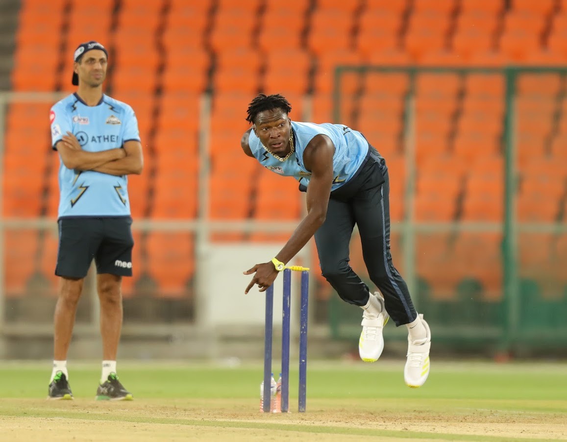 GT vs LSG Live: Battle of DEBUTANTS, depleted Lucknow Super Giants face Gujarat Titans in test of CAPTAINCY - Follow IPL 2022 Live Updates