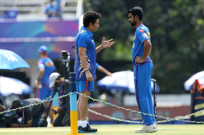 IPL 2022: MI's Murugan Ashwin explains how MENTOR Sachin Tendulkar's tips helped him take two wickets on debut - Watch video