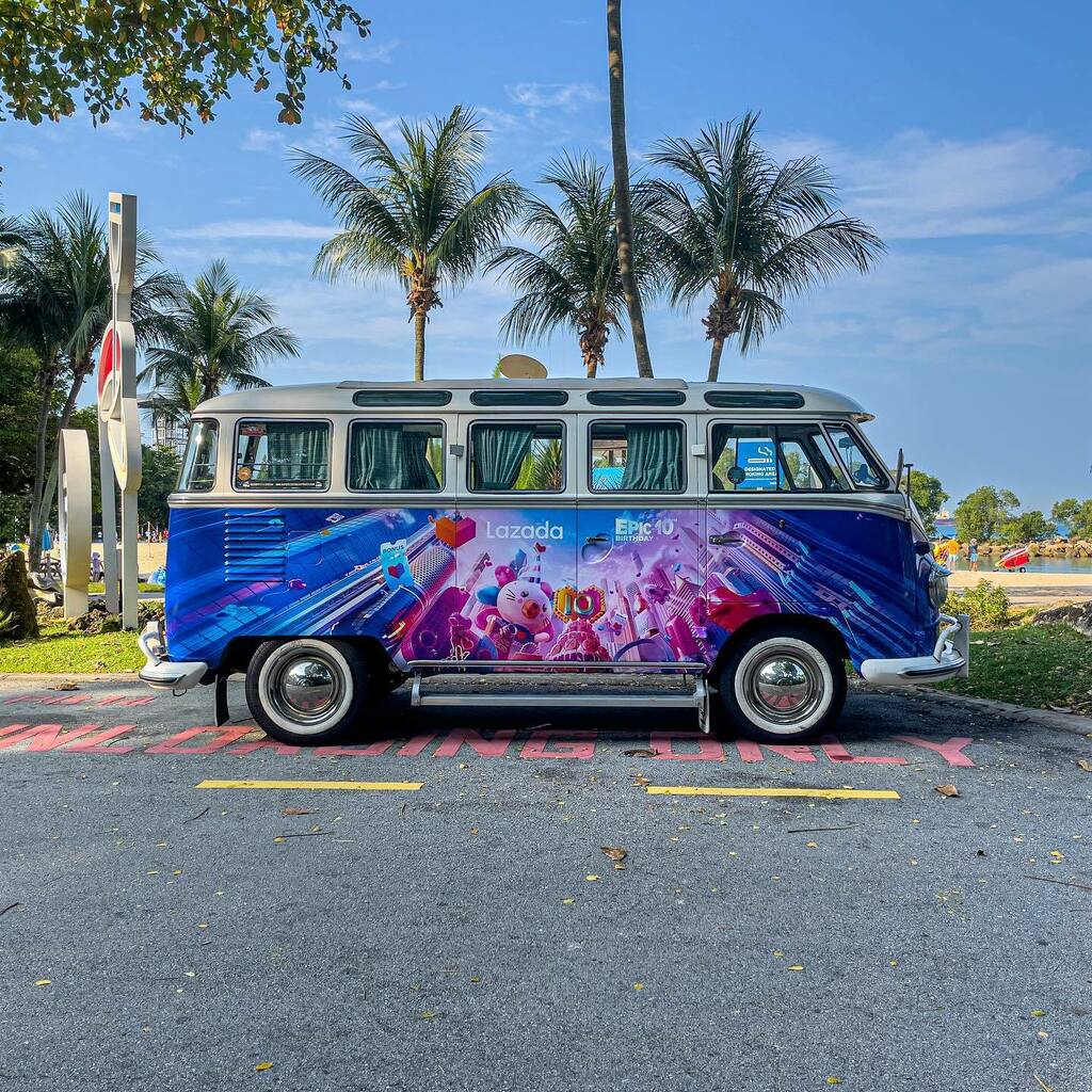 jimtkm's tweet image. 27.03.2022 - Lazada birthday van. instagr.am/p/Cbm08JTPOFf/