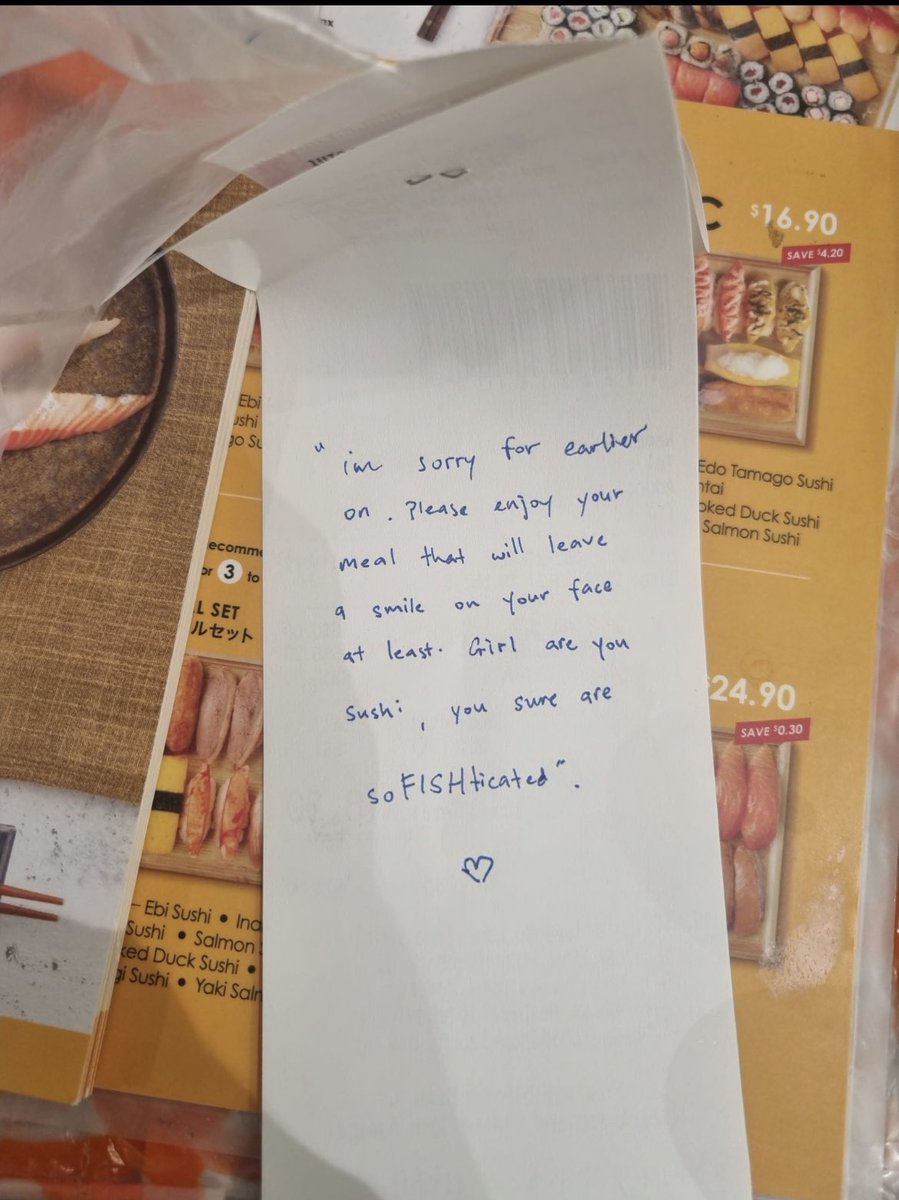 eden_haikal's tweet photo. Grab delivery riders really need to be more appreciated man 🙌🏻🙏🏻. What a kind soul ☺️. Thank you once again lad https://t.co/plvVbtJS9w