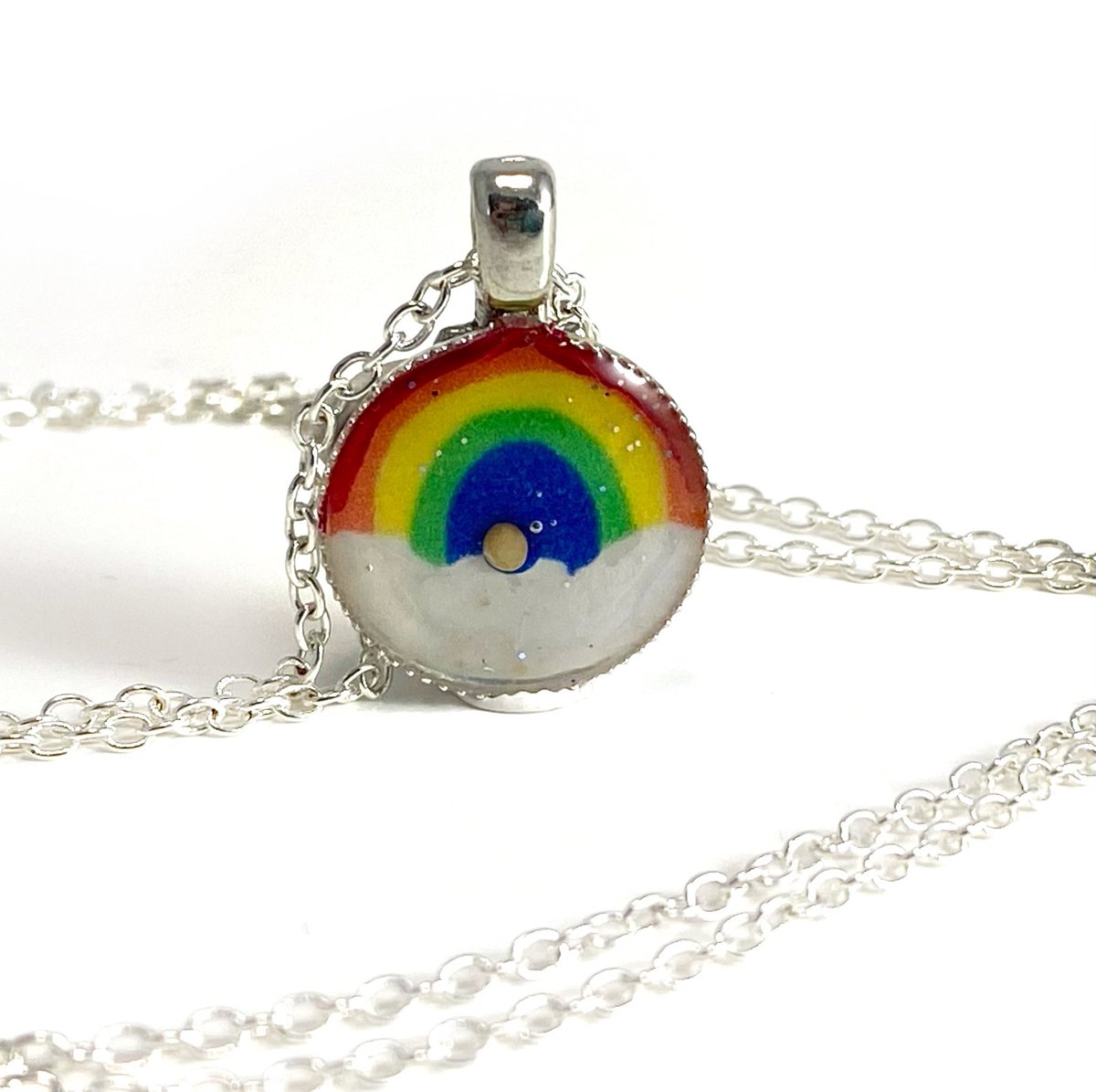JennyBagwill's tweet photo. Can’t we all use a ‘lil rainbow right ‘bout now? Mustard Seed Rainbow Necklace #faithjewelry #rainbowbaby #IVF  https://t.co/aG0q5U6TWz https://t.co/CvmttAXIvs