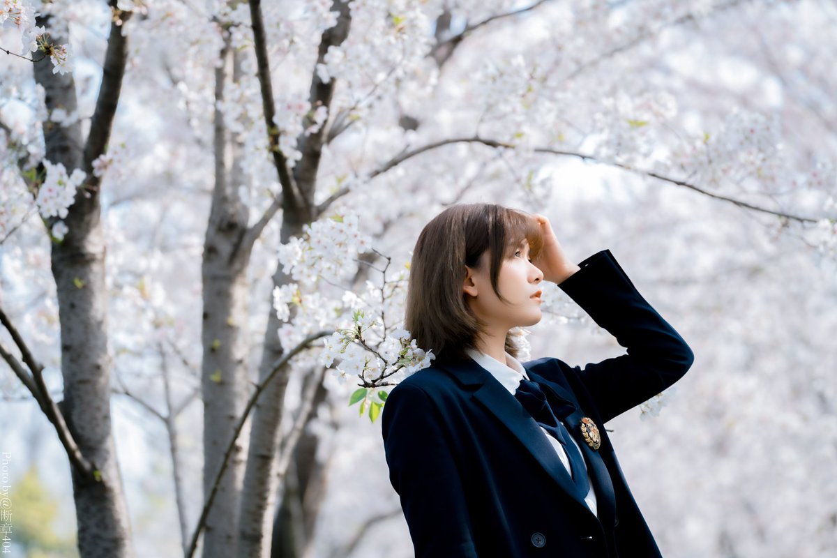不止是只会拍私房系列
🌸樱花季
#杭州 #樱花 #写真 #日系 #日系写真 #少女写真 https://t.co/K4EzIYfWDW