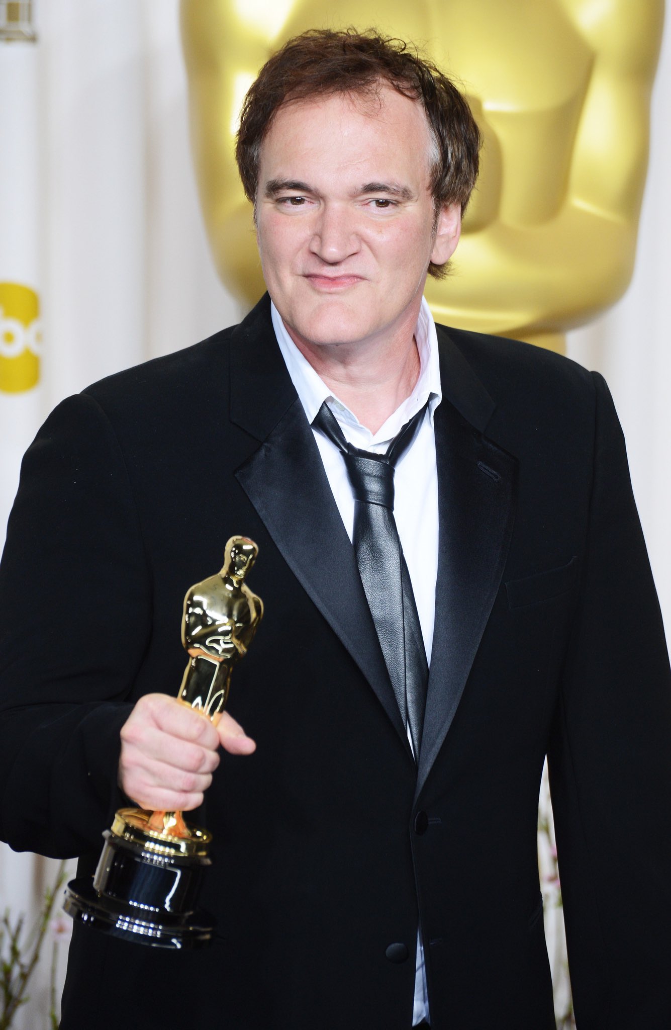 Happy birthday to Quentin Tarantino! What are some of your fave films by him? 