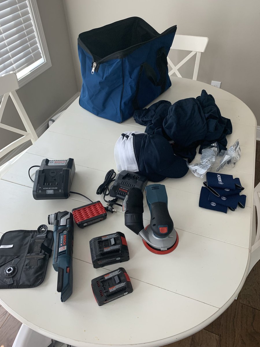 bendennison's tweet photo. Shout out to ⁦@takinit2themax⁩ for all the Bosch swag ⁦@BoschGlobal⁩ ⁦@barrettdennison⁩ https://t.co/4Xr2tQHnIU
