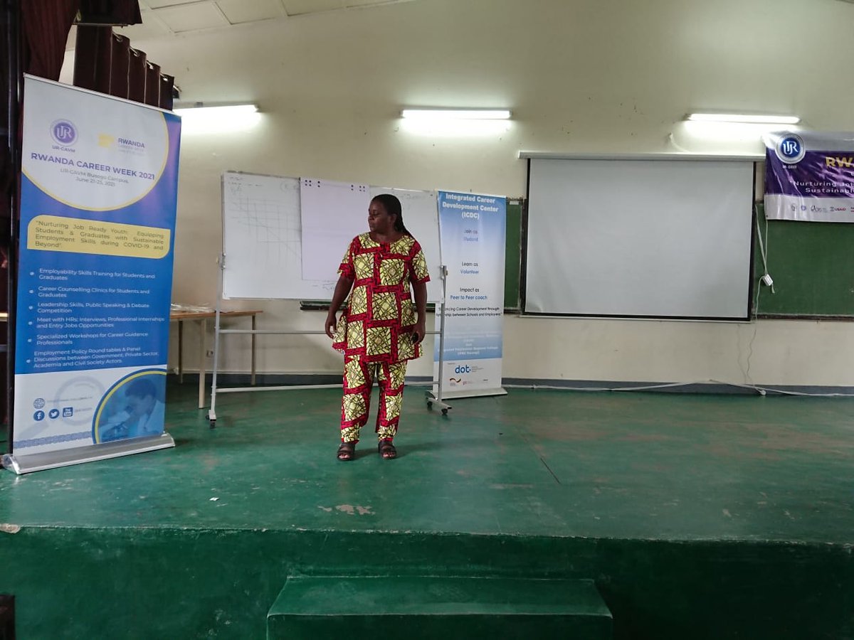UR_CAFF's tweet photo. End of the training for 76 finalists &amp; fresh graduates about employability soft Skills @ursu_busogo. The training was organized by @UR_CAVM through @ur_cavmcareer under collaboration with expert trainers @ryaf_agribiz @Uni_Rwanda @rwandamart @CRSnews https://t.co/l6d8bd0426
