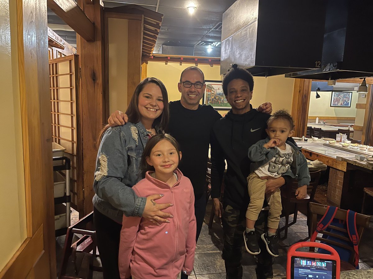 So last night we met <a href="/jamessmurray/">Murr</a> we talked took a shot together met his wife and dog on FaceTime he paid for our dinner!! it was a great experience! Thank you <a href="/jamessmurray/">Murr</a> for a great time and great memory!! #ImpracticalJokers #TeamMurr