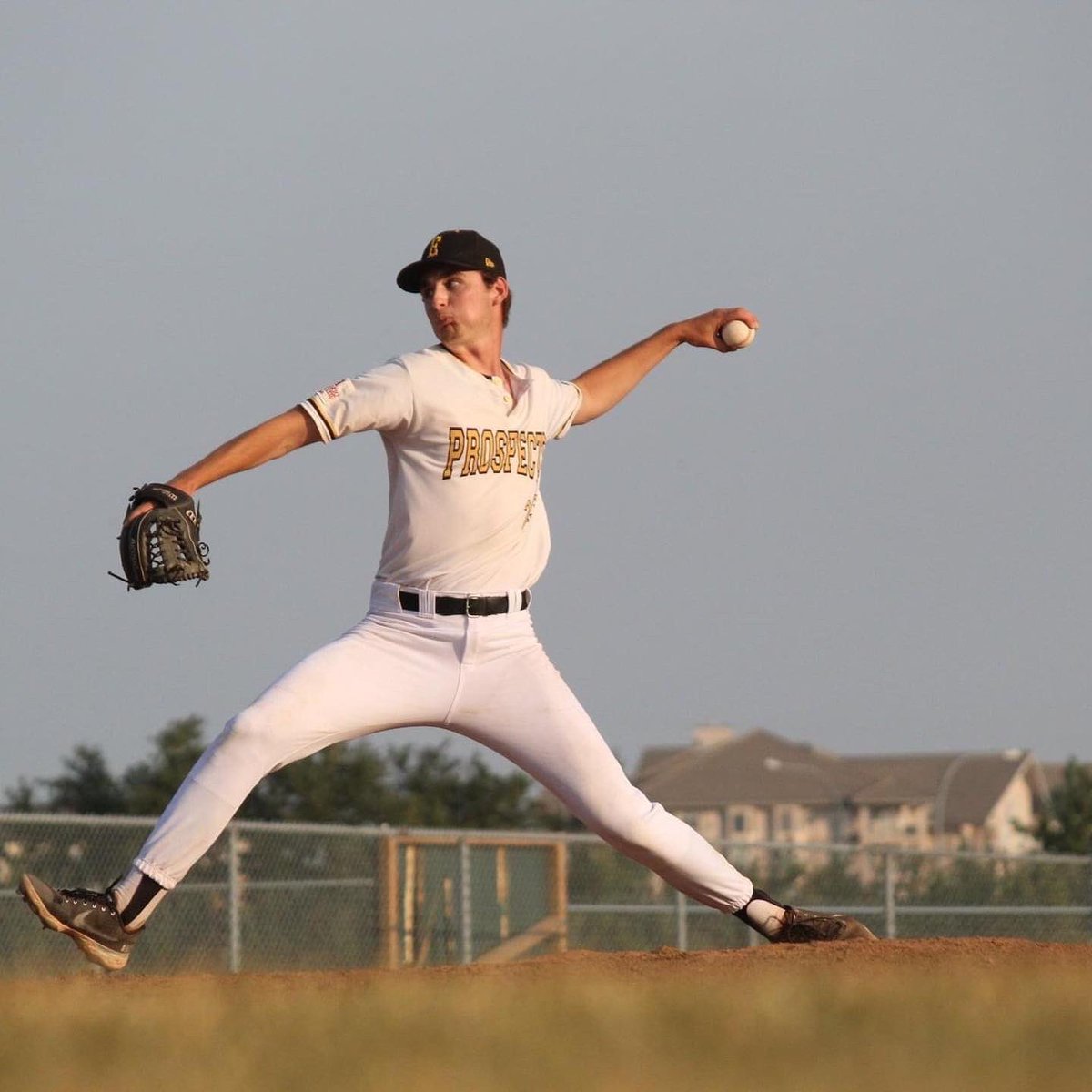 🚨Signed🚨

LHP-Jordan Moffat
Vancouver Island University
Richmond, BC

Welcome back Jordan!

<a href="/wcbleague/">The WCBL</a> <a href="/JordanMoffat2/">Jordan Moffat</a> #wcbl #spects22 #prospects