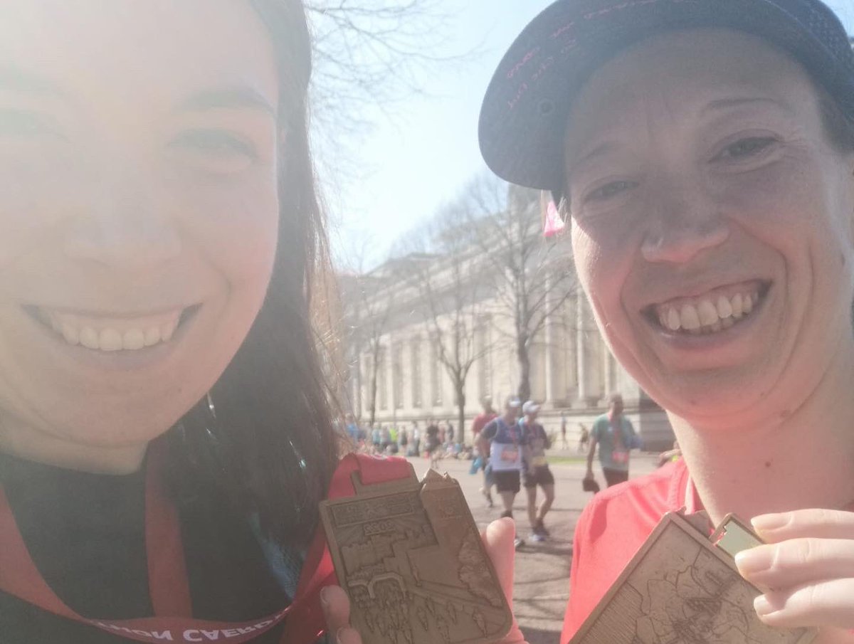 Weekend roundup: 

♥️ We completed our 3rd litter pick in 3 weeks; this time in Rose Hill.
♥️ We took on a Saturday afternoon shift packing food parcels at the <a href="/oxfordmutualaid/">Oxford Mutual Aid</a> food bank
👸🏻 Ruth ran an awesome PB at <a href="/cardiffhalf/">Oysho Cardiff Half 🏴󠁧󠁢󠁷󠁬󠁳󠁿</a> 

#DoGoodGetFit #Runners #LitterPick #HalfMarathon