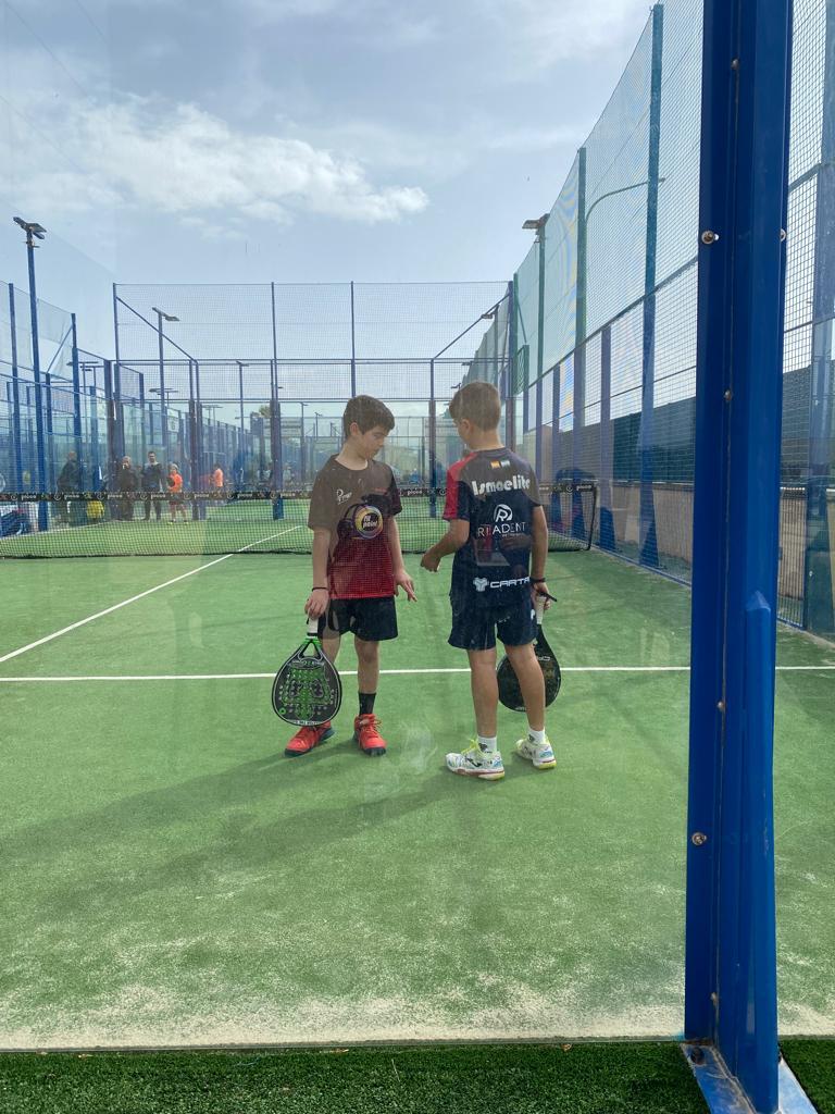 SycEnergia's tweet photo. Enhorabuena a #Ismaelito, campeón benjamín de la IV Prueba Bthetravelbrand de Menores de Illes Balears.
Gracias también a los demás patrocinadores 
Adrián Sestelo
@padellasmarias 
Juan Antonio Gomez Lamela
Sergio Entrenador Readaptador
#AlmacenDePataNegra
@ClinicaRiladent https://t.co/MbZbgARrja
