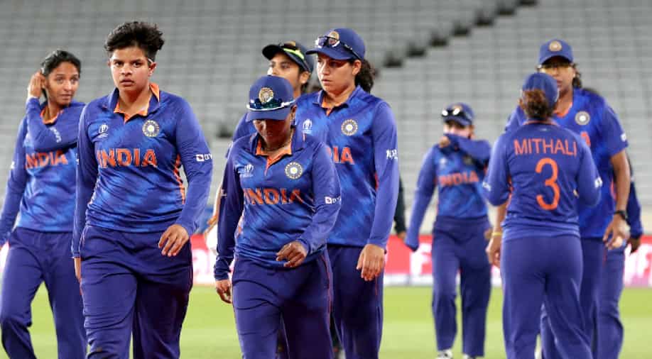 Just a #NOBall can't change the truth of your perspiration and hard work. Well played #TeamIndia 
@BCCIWomen @M_Raj03 @ImHarmanpreet @mandhana_smriti #ICCWomensWorldCup2022 #INDvSA #IndianWomenCricket